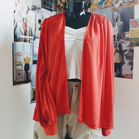 Vintage Draped Open Front Top - Picture 5 of 15